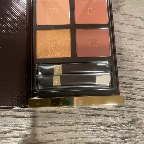 New Tom Ford Eye Color Quad Eyeshadow Palette In #29 Desert Fox - Picture 4 of 11